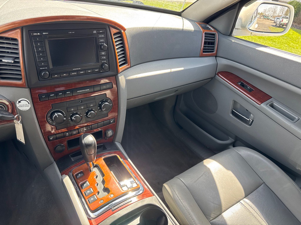 2005 Jeep Grand Cherokee Image 15