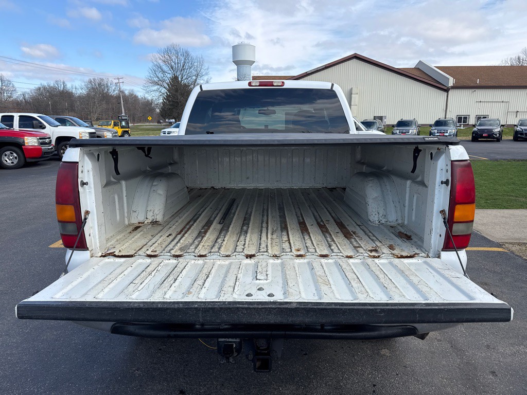 2002 GMC Sierra 2500 Image 7