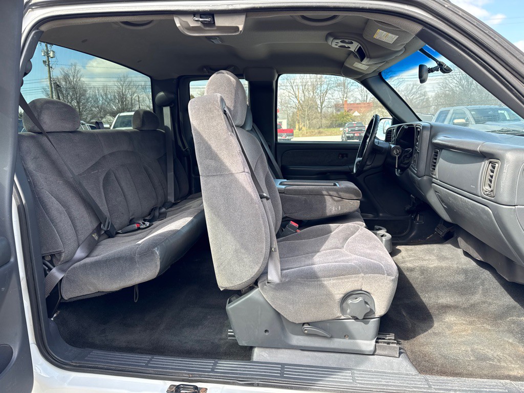 2002 GMC Sierra 2500 Image 14