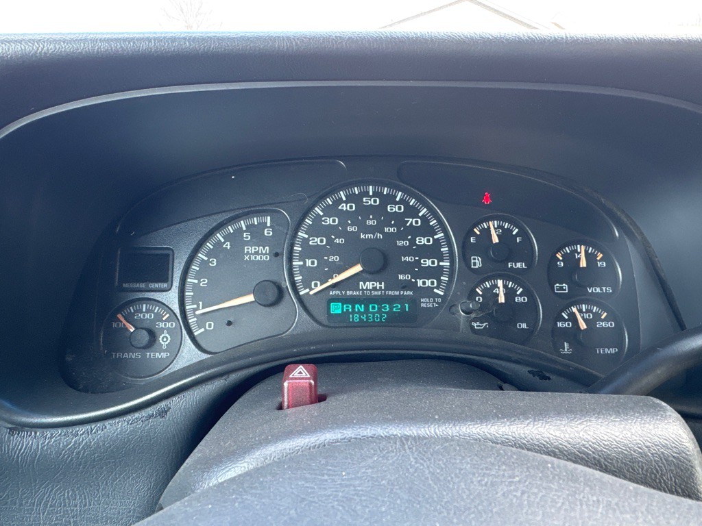 2002 GMC Sierra 2500 Image 17