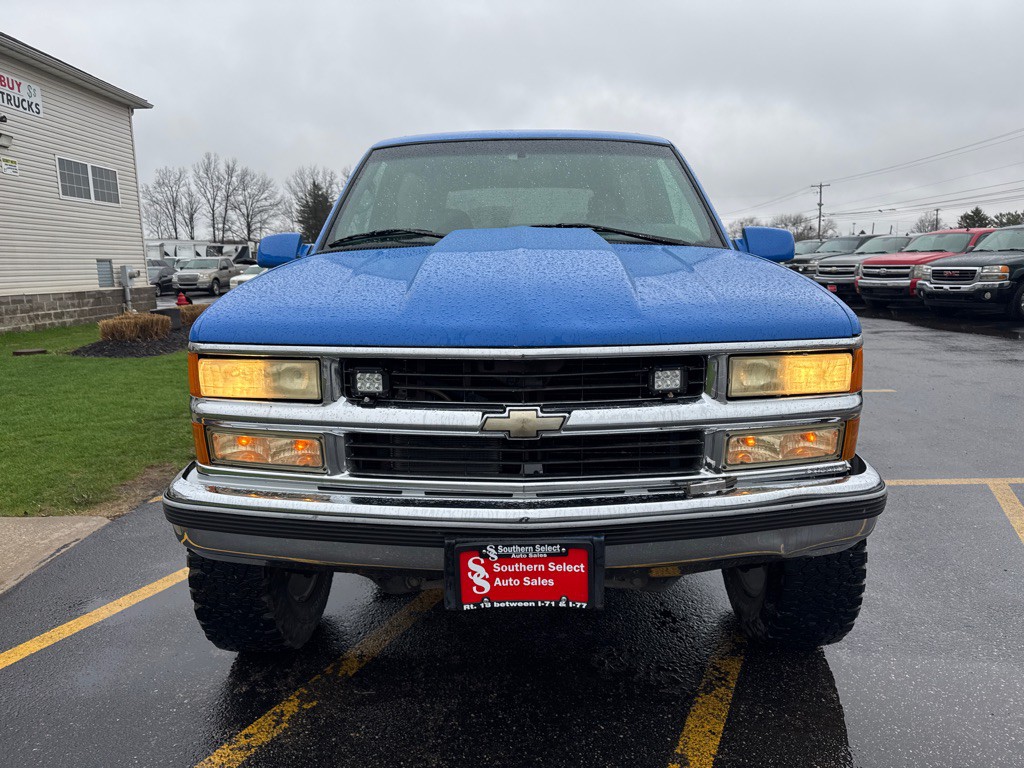 1996 Chevrolet Tahoe Image 3