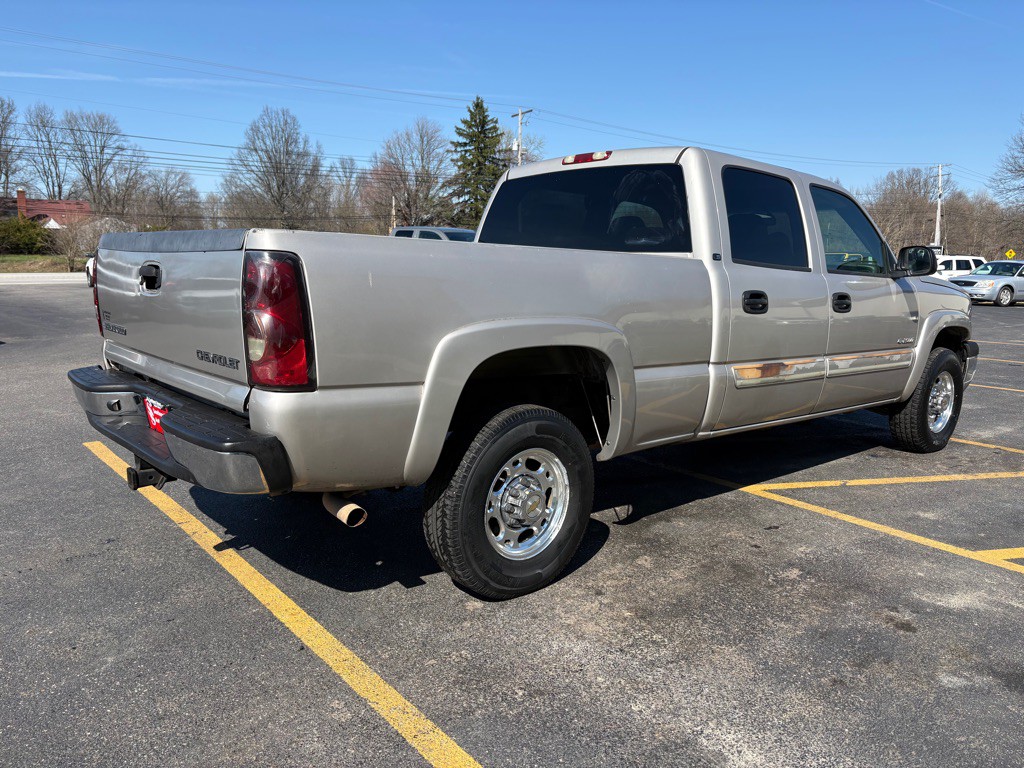 2004 Chevrolet Silverado 1500 Image 6