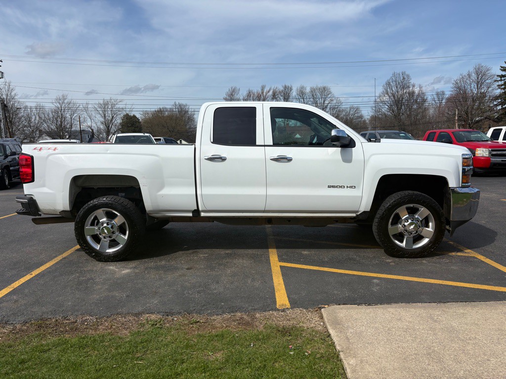 2017 Chevrolet Silverado 1500 Image 5
