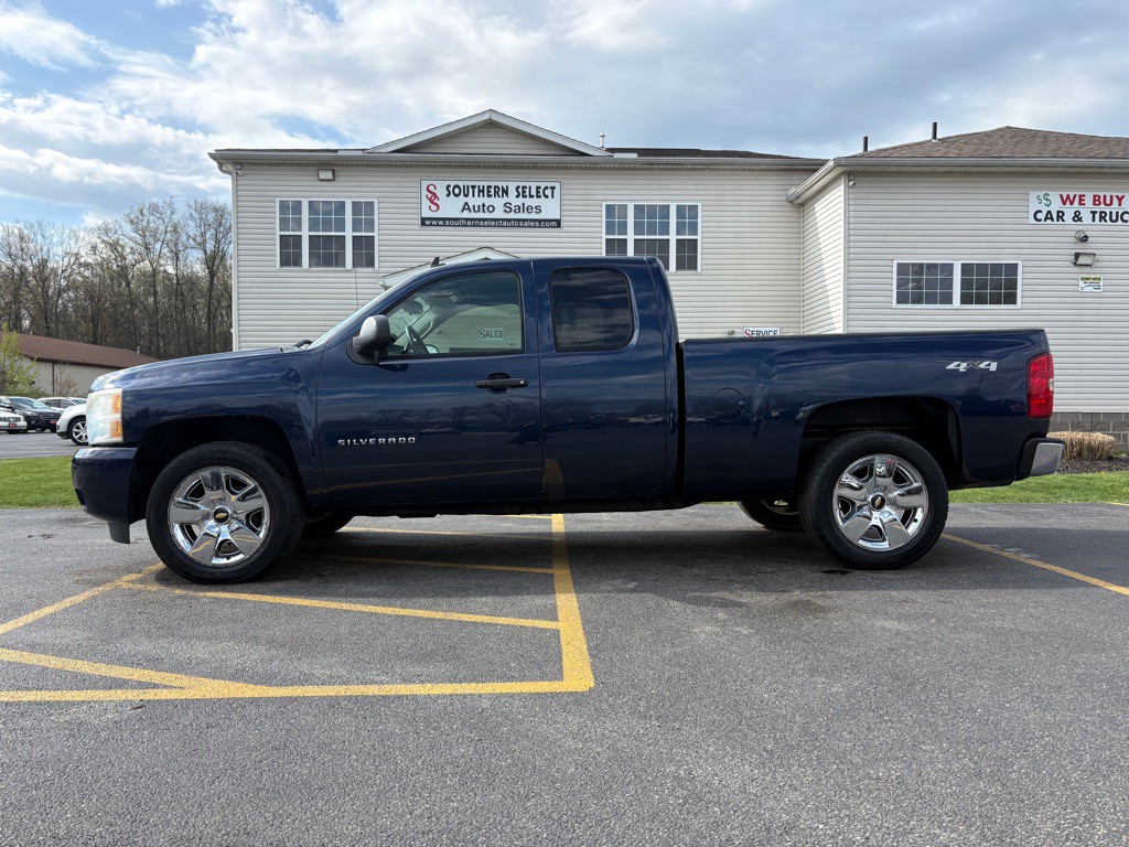 2011 Chevrolet Silverado 1500 Image 1