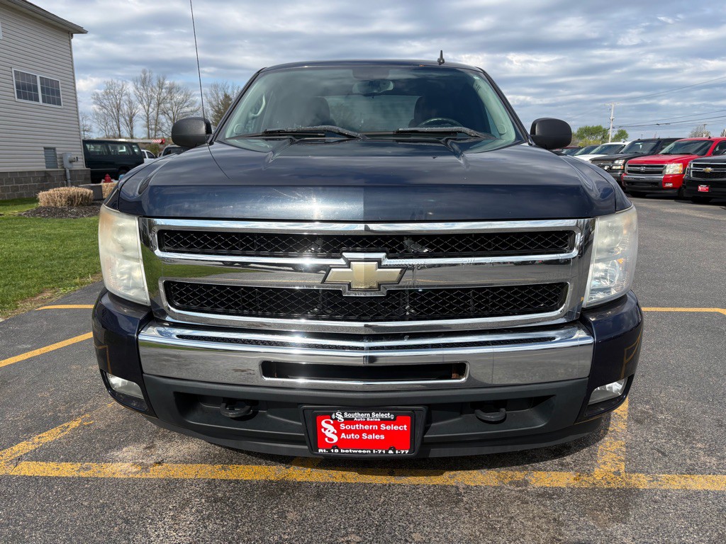 2011 Chevrolet Silverado 1500 Image 3