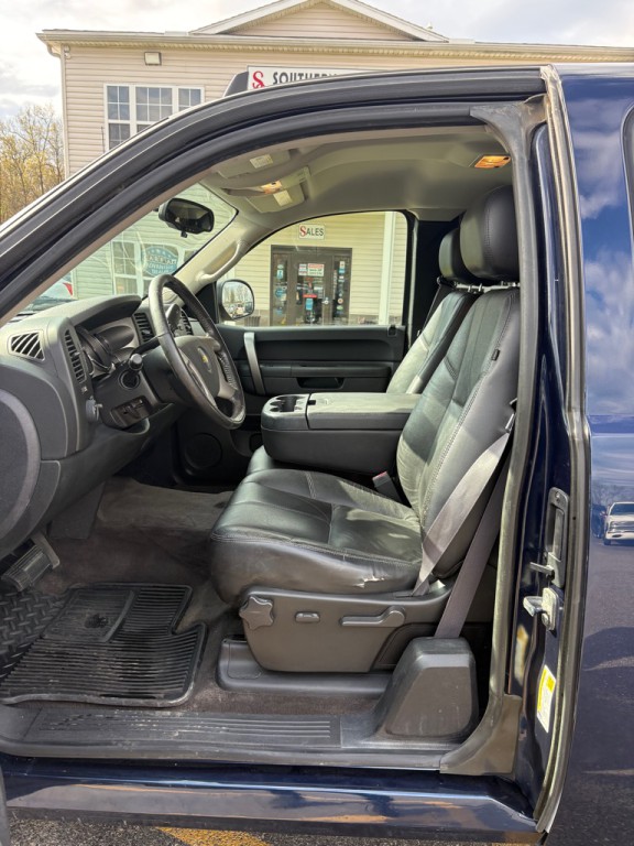 2011 Chevrolet Silverado 1500 Image 9