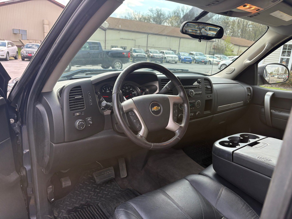 2011 Chevrolet Silverado 1500 Image 13