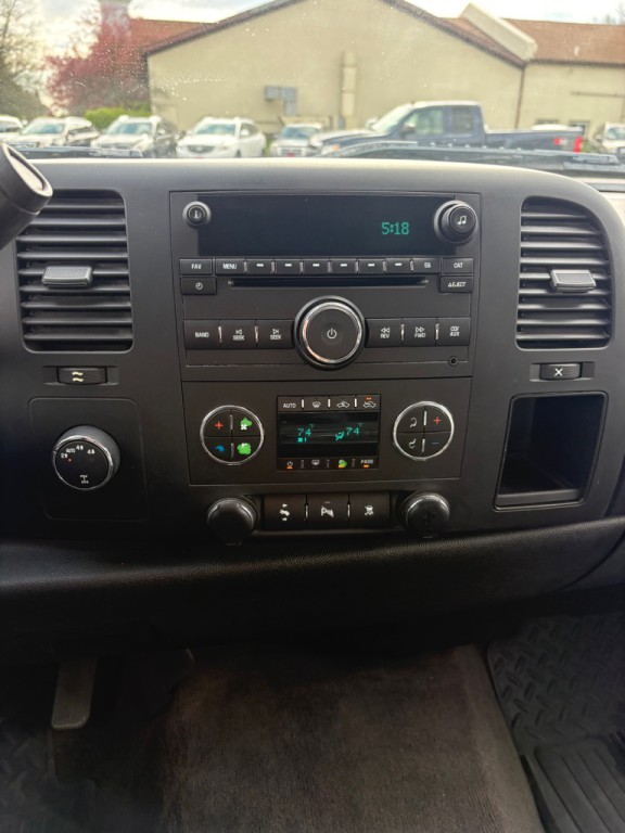 2011 Chevrolet Silverado 1500 Image 15