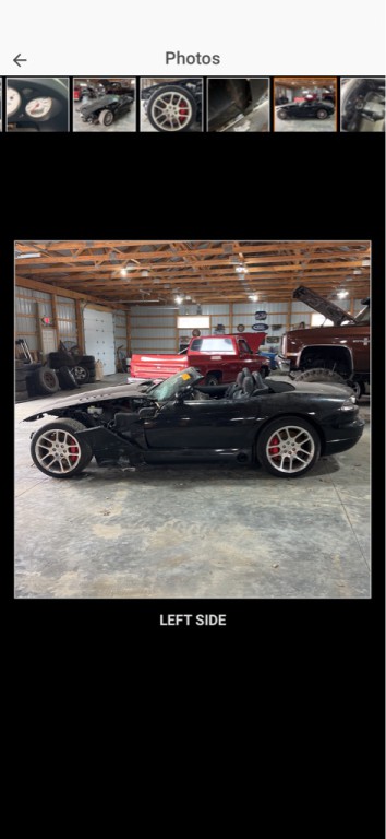 2004 Dodge Viper Image 2
