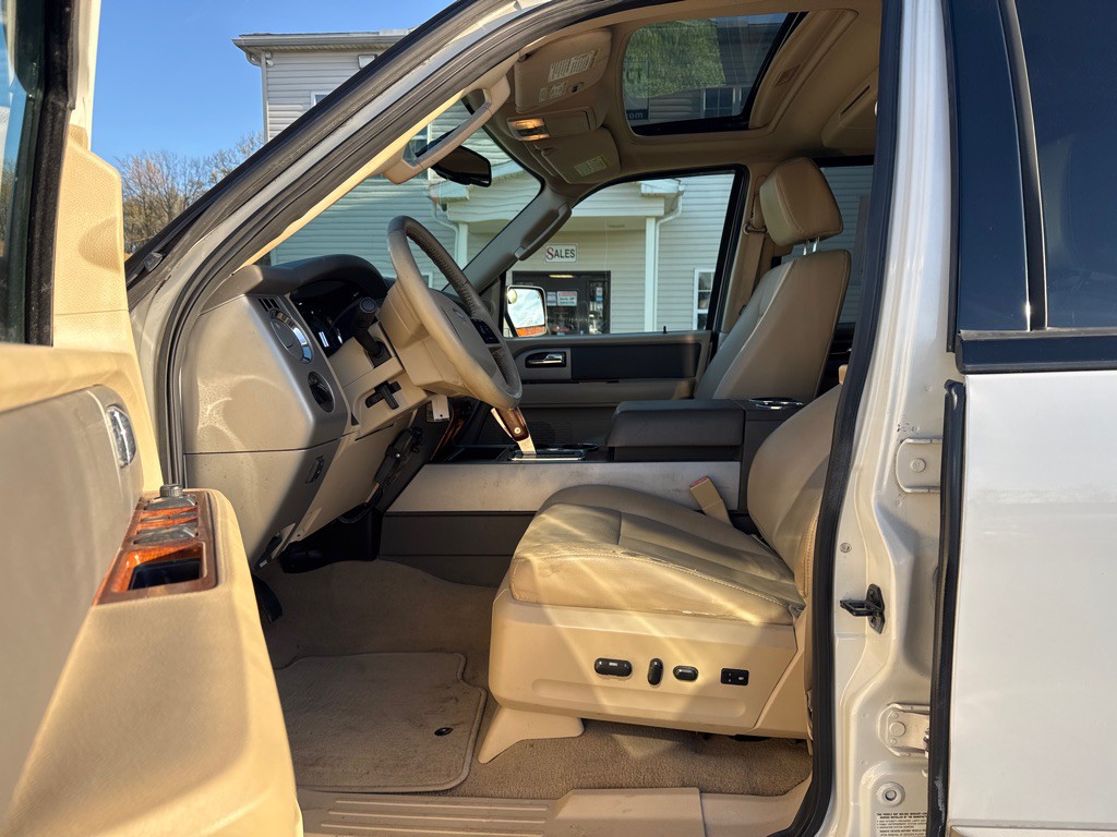 2008 Ford Expedition Image 11