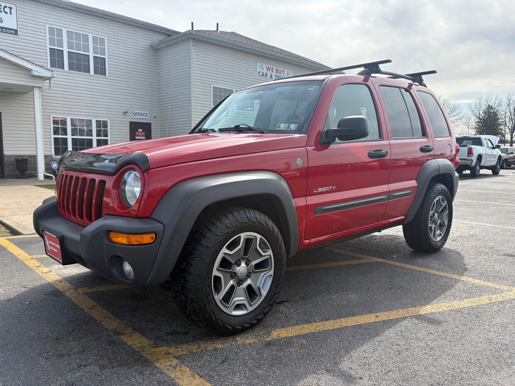 2004 Jeep Liberty Image 2