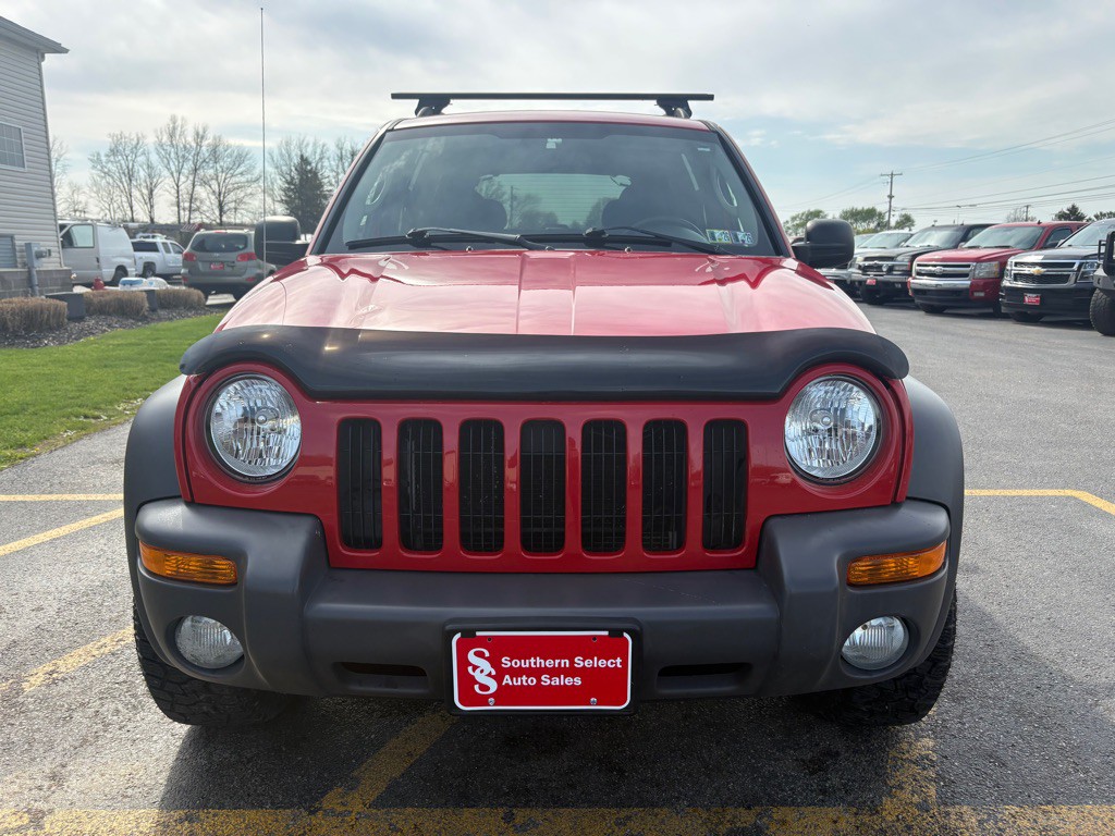 2004 Jeep Liberty Image 3
