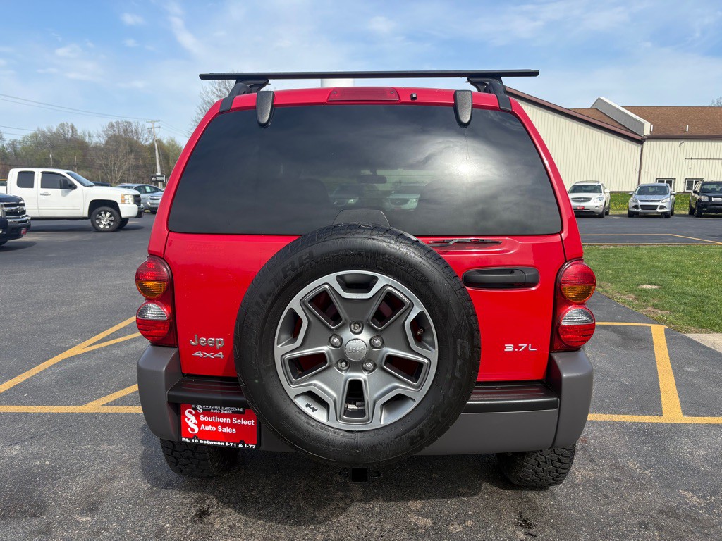 2004 Jeep Liberty Image 7