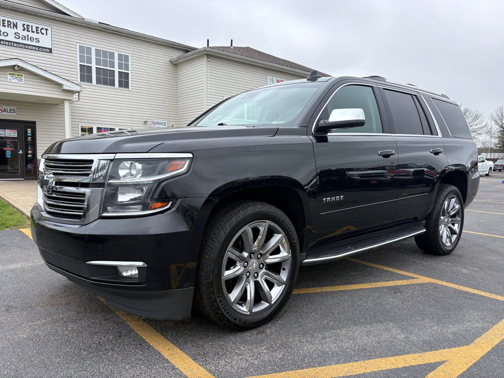 2017 Chevrolet Tahoe Image 2
