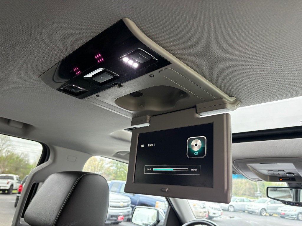 2017 Chevrolet Tahoe Image 13