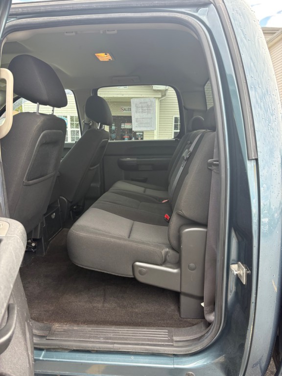 2011 Chevrolet Silverado 1500 Image 11
