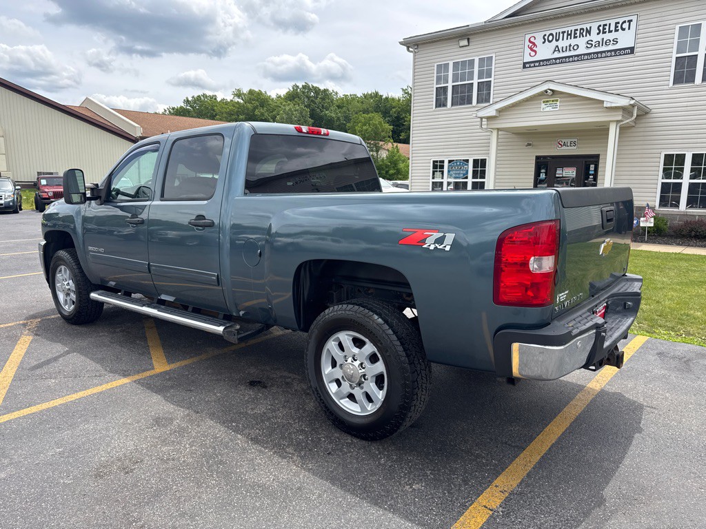2011 Chevrolet Silverado 1500 Image 9