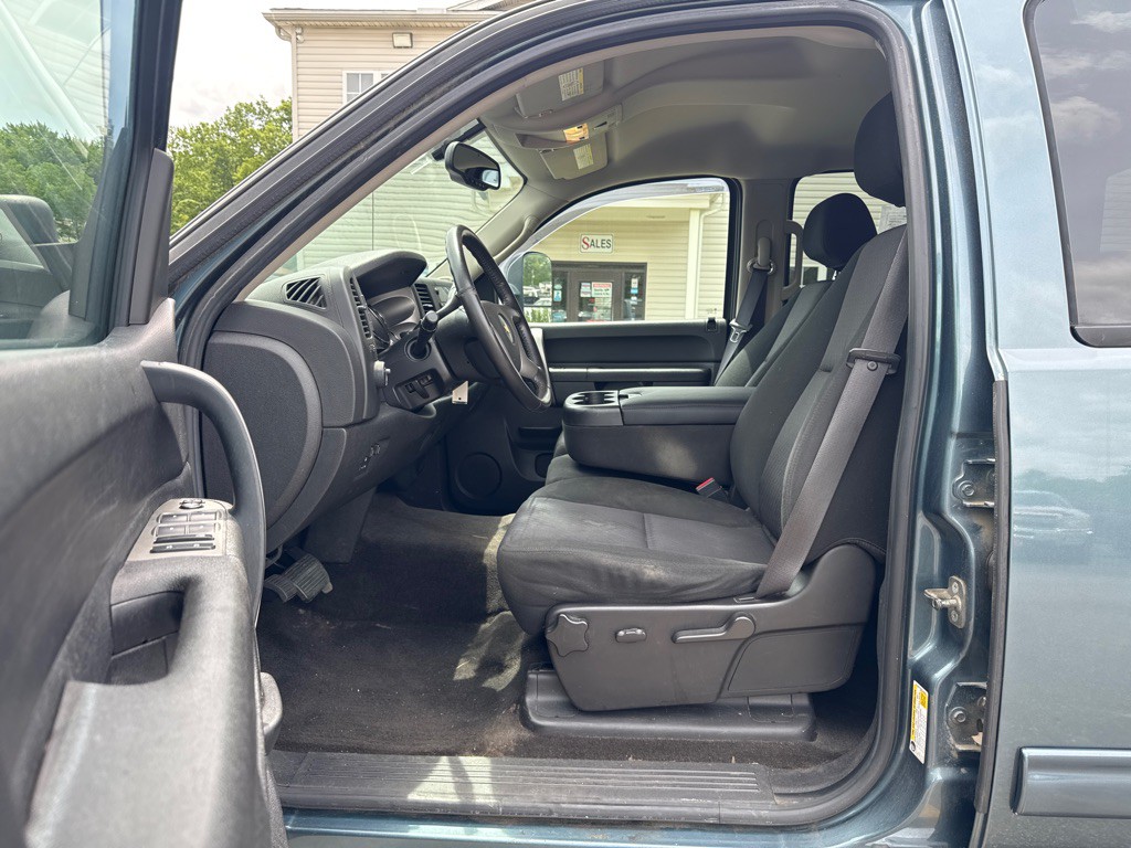 2011 Chevrolet Silverado 1500 Image 11