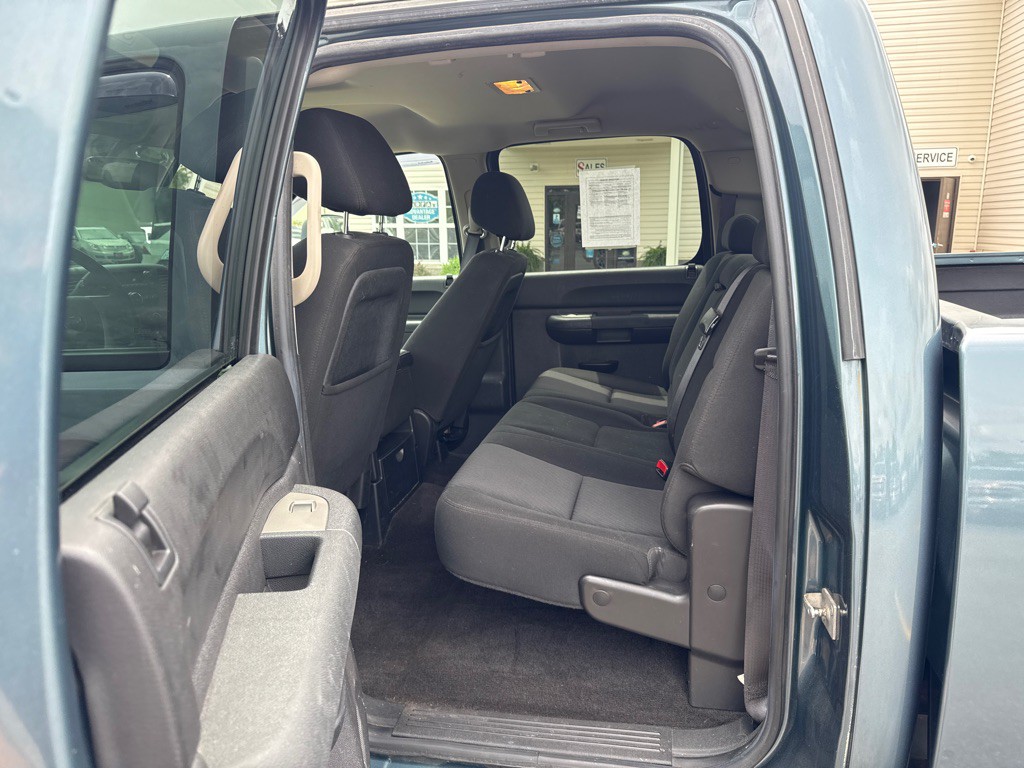 2011 Chevrolet Silverado 1500 Image 12