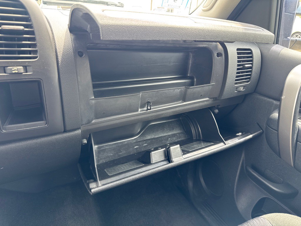2011 Chevrolet Silverado 1500 Image 18