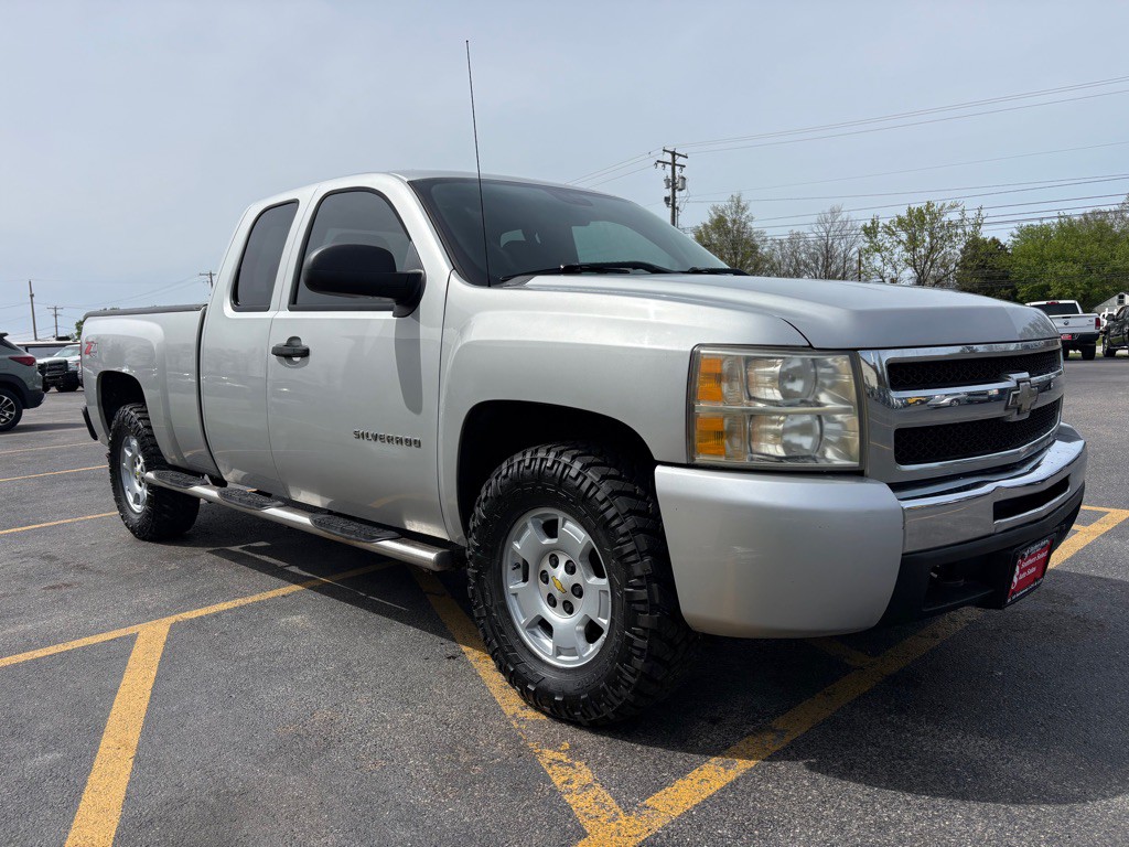 2011 Chevrolet Silverado 1500 Image 4