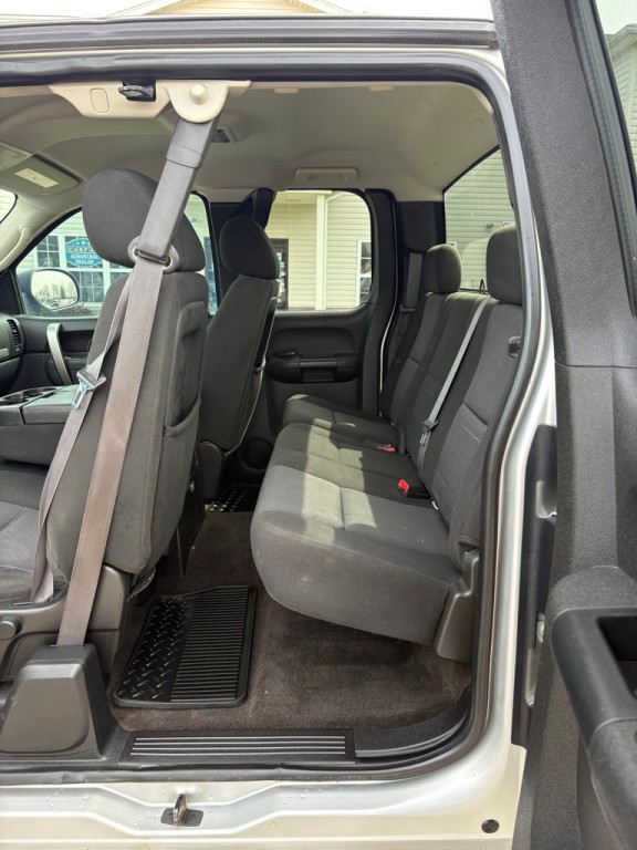 2011 Chevrolet Silverado 1500 Image 10