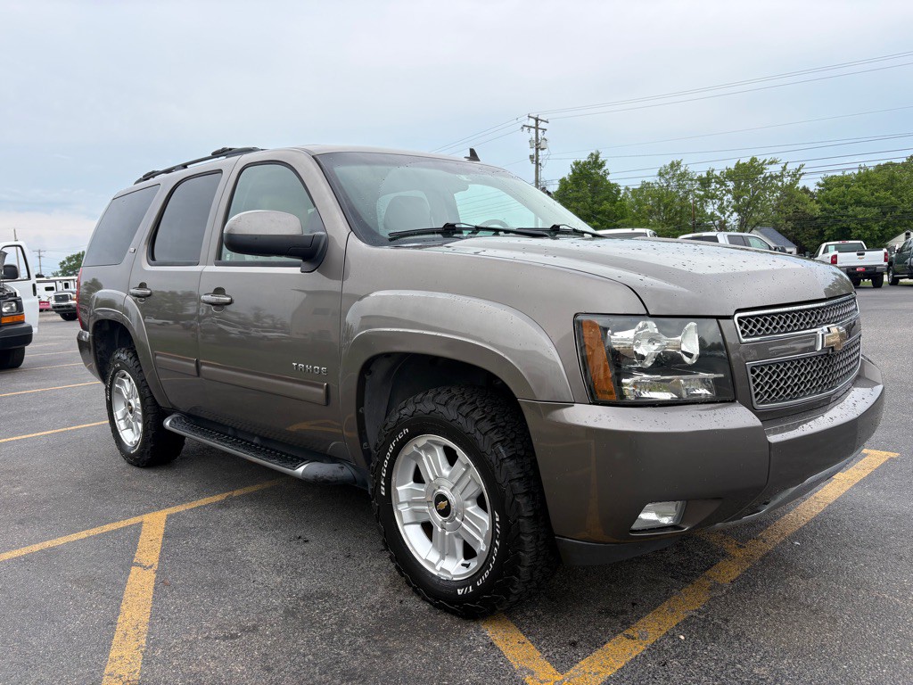 2011 Chevrolet Tahoe Image 4