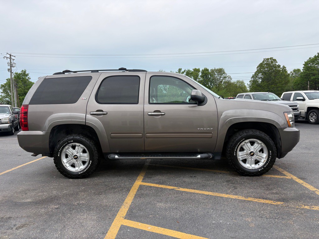 2011 Chevrolet Tahoe Image 5