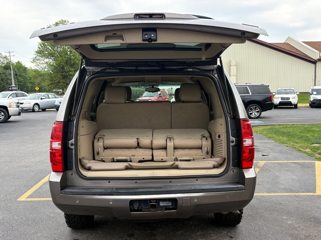2011 Chevrolet Tahoe Image 13