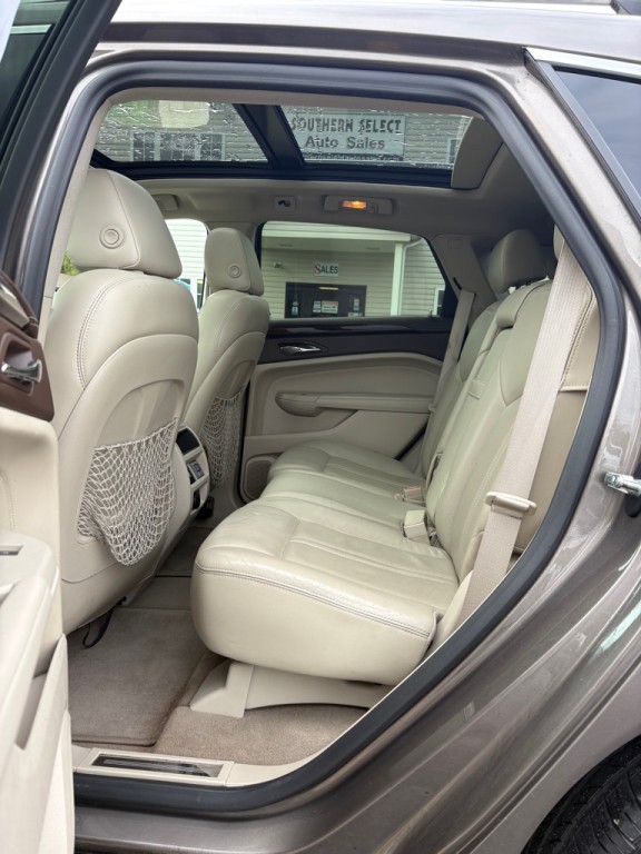 2011 Cadillac SRX Image 10