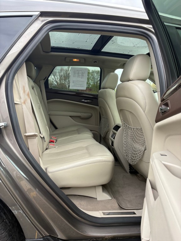 2011 Cadillac SRX Image 12