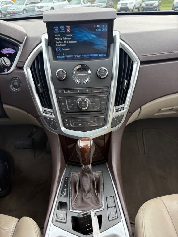 2011 Cadillac SRX Image 15