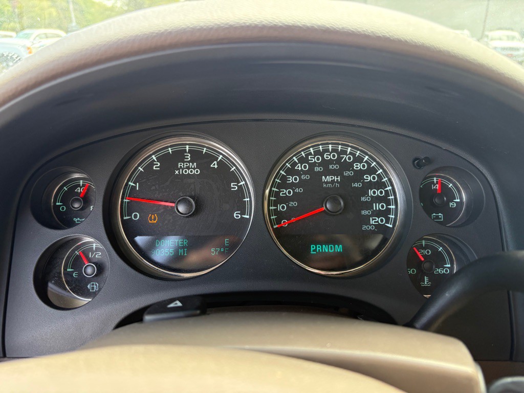 2009 Chevrolet Suburban Image 15