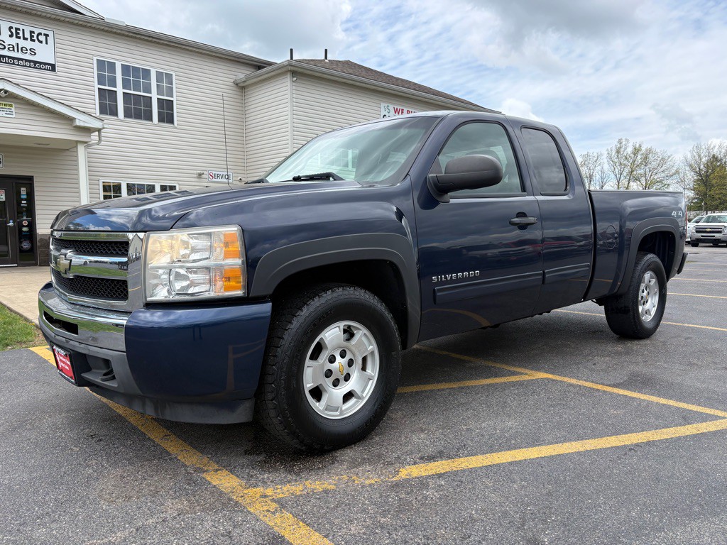 2010 Chevrolet Silverado 1500 Image 2