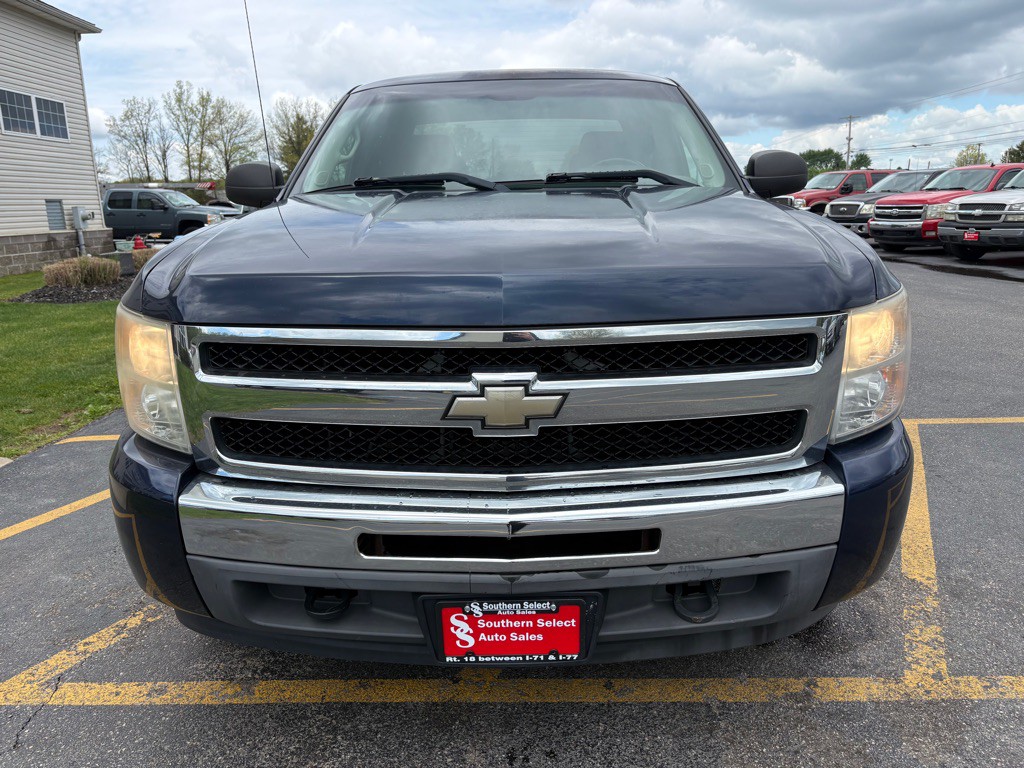 2010 Chevrolet Silverado 1500 Image 3