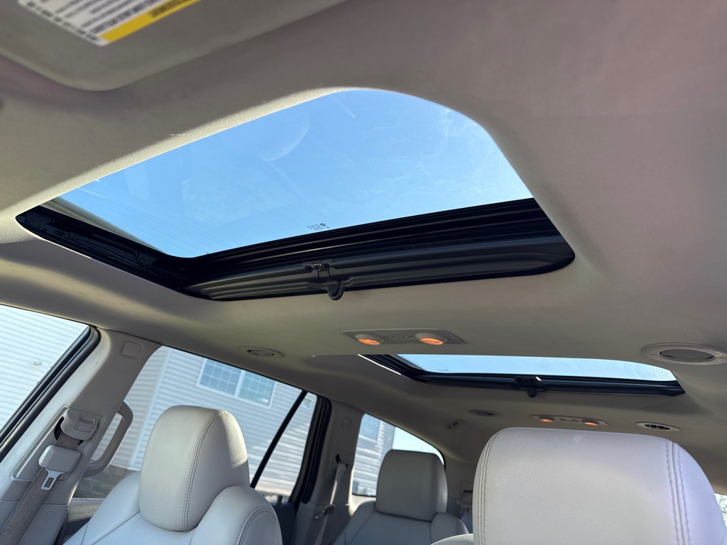2011 Buick Enclave Image 15