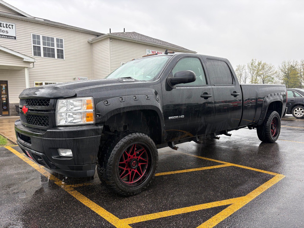 2011 Chevrolet Silverado 1500 Image 2
