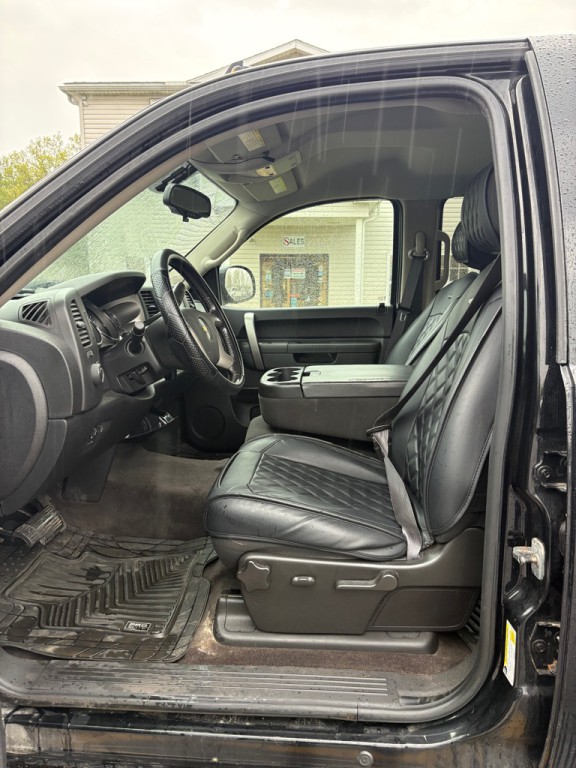 2011 Chevrolet Silverado 1500 Image 10