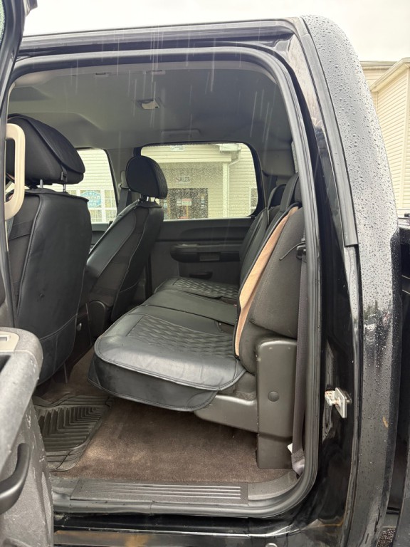 2011 Chevrolet Silverado 1500 Image 11