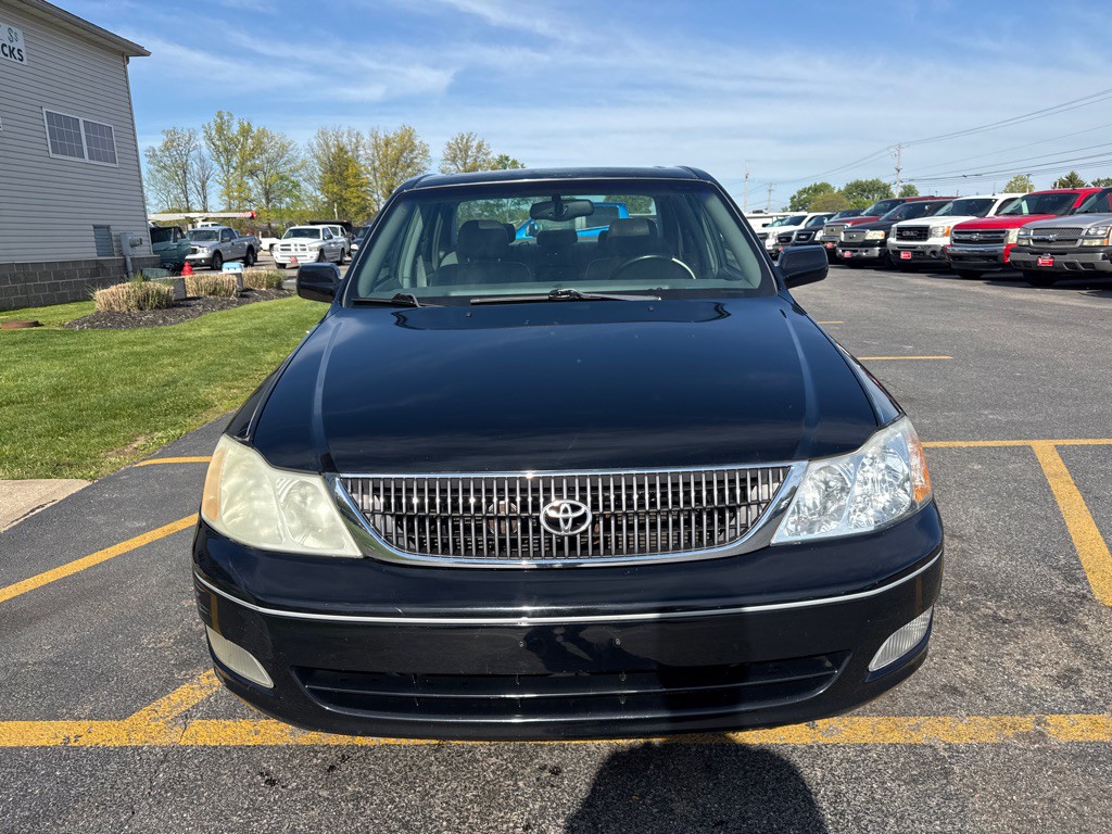 2002 Toyota Avalon Image 3