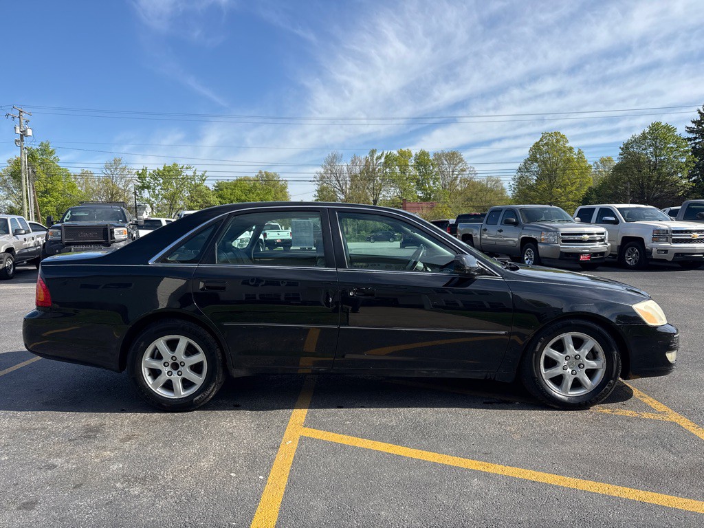 2002 Toyota Avalon Image 5