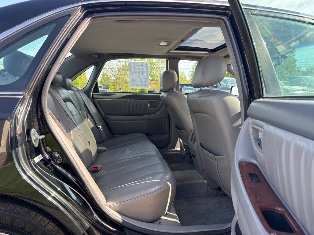 2002 Toyota Avalon Image 12