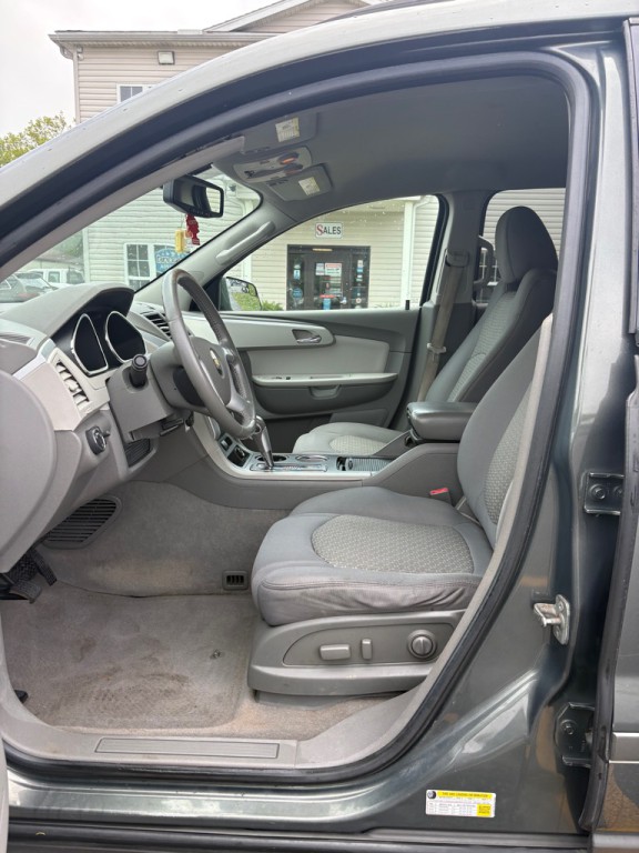 2010 Chevrolet Traverse Image 9
