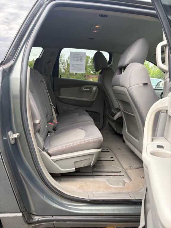 2010 Chevrolet Traverse Image 12