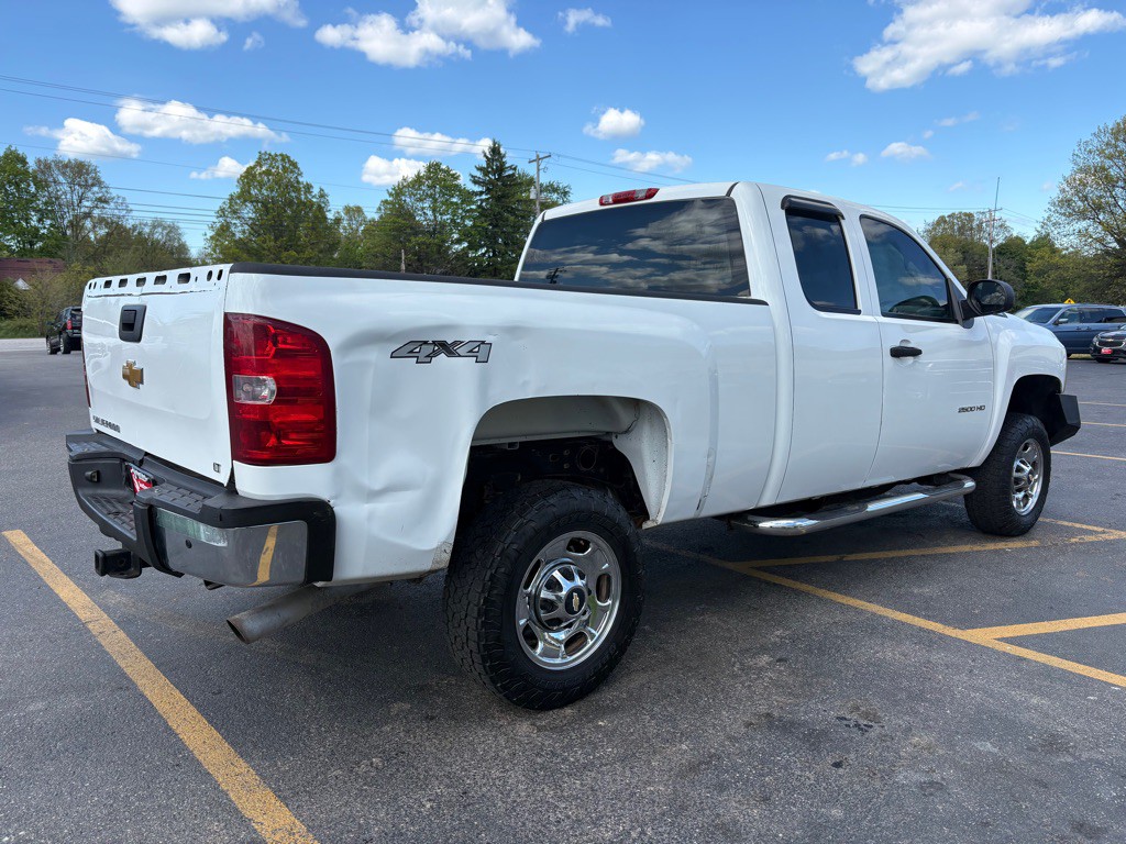 2011 Chevrolet Silverado 1500 Image 6