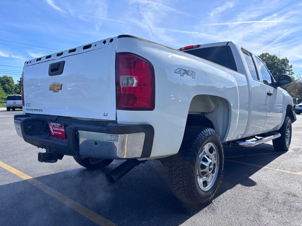2011 Chevrolet Silverado 1500 Image 6