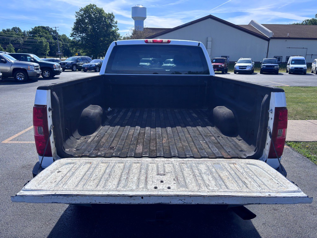2011 Chevrolet Silverado 1500 Image 9