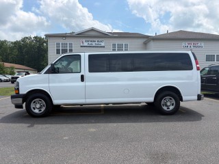 Image for 2017 Chevrolet Express LT 3500 ID: 7407685