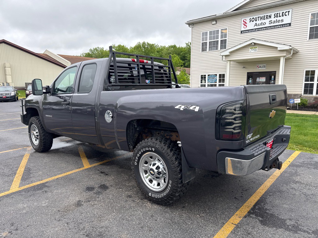 2011 Chevrolet Silverado 1500 Image 9