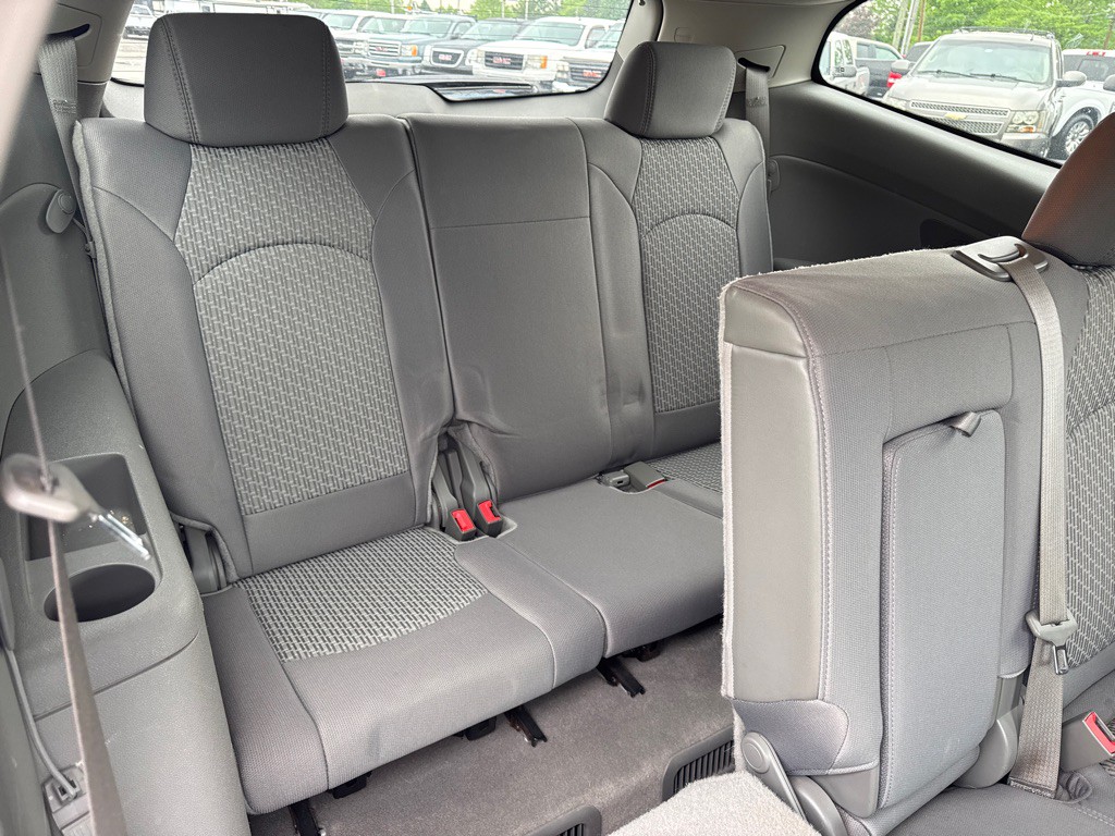 2010 Chevrolet Traverse Image 14